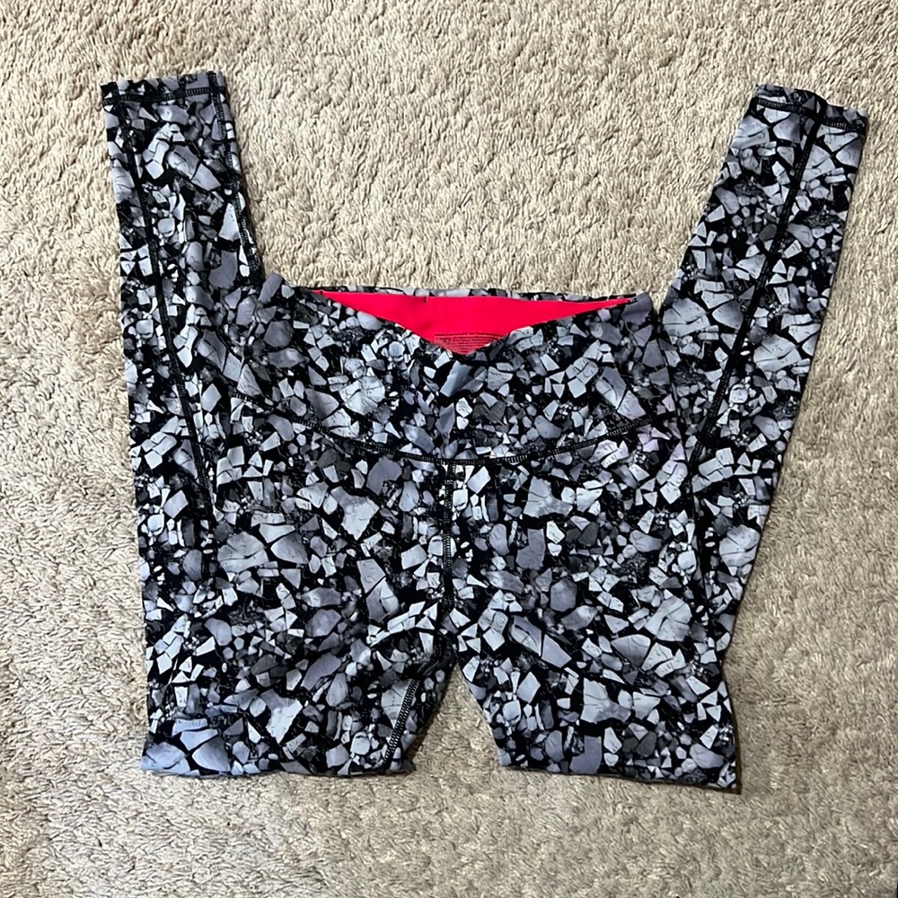 Victoria’s Secret VSX active workout leggings with hidden waist band pocket